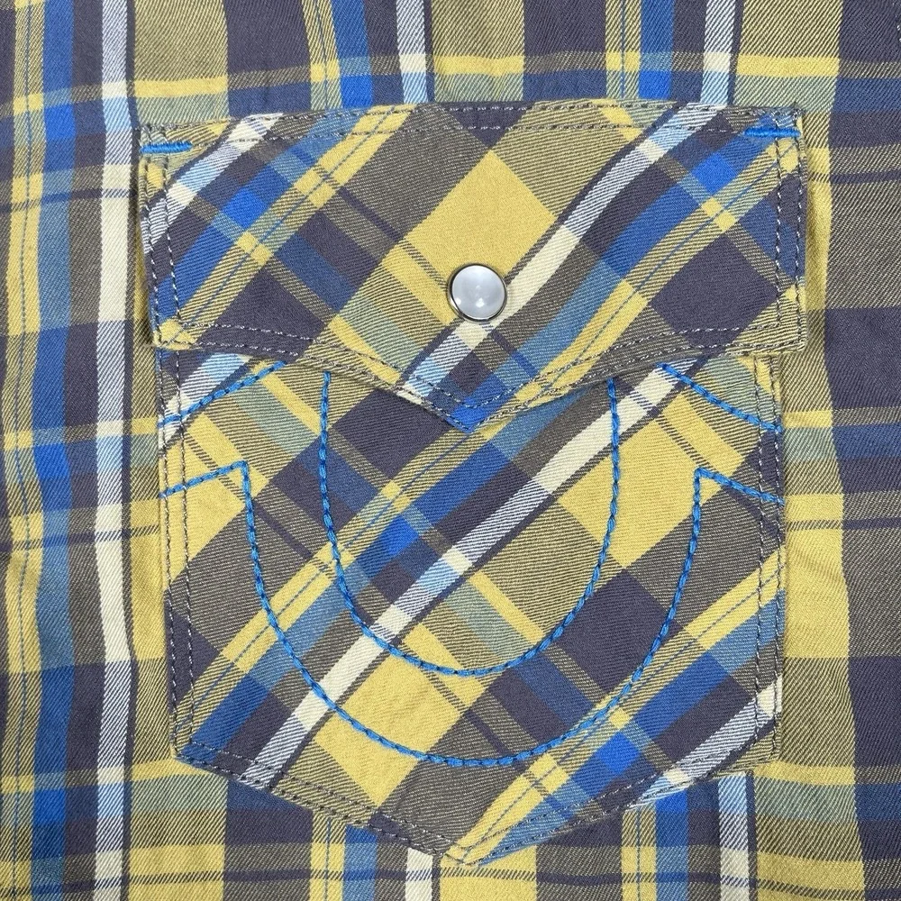 True Religion Pearl Snap Western Shirt Men's L Plaid Stitched Logo Pockets-EUC